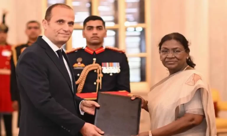 लेबनान के राजदूत हादी जाबेर ने प्रस्तुत किए अपने परिचय पत्र