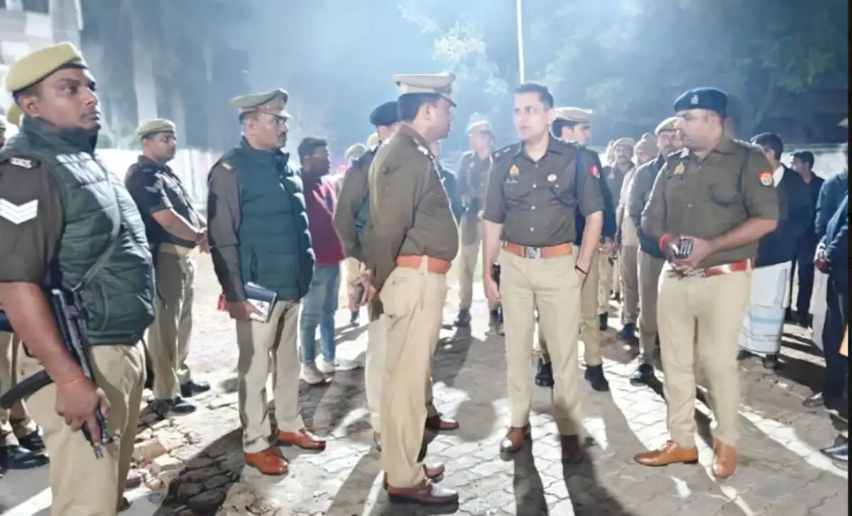 कुंडा में सपा नेता ने पूर्व प्रधान के दो बेटों को गोली मारी, एक की मौत, दूसरा गंभीर