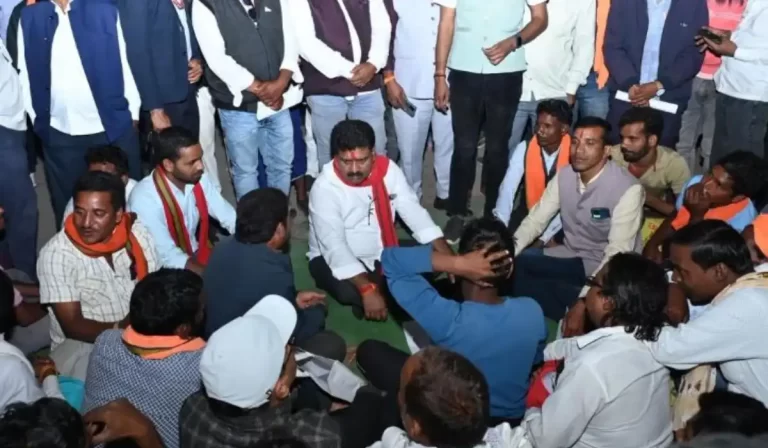 पटवारी राजेश शर्मा सस्पेंड