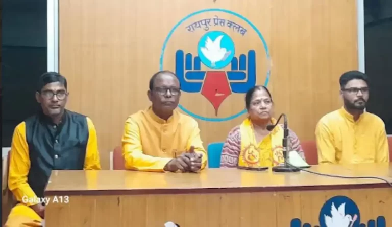 सिलघट में आयोजित 108 कुंडीय गायत्री महायज्ञ