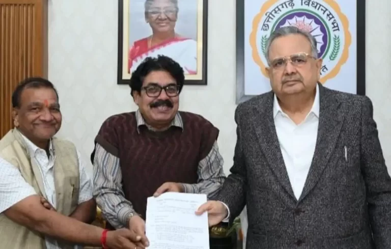 छत्तीसगढ़ विश्वविद्यालयीय पेंशनरों ने मांगा 7वां वेतनमान