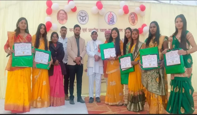 युवा उत्सव में प्रतापगढ़ की प्रतिभाओं को मिला मंच, जीते पुरस्कार