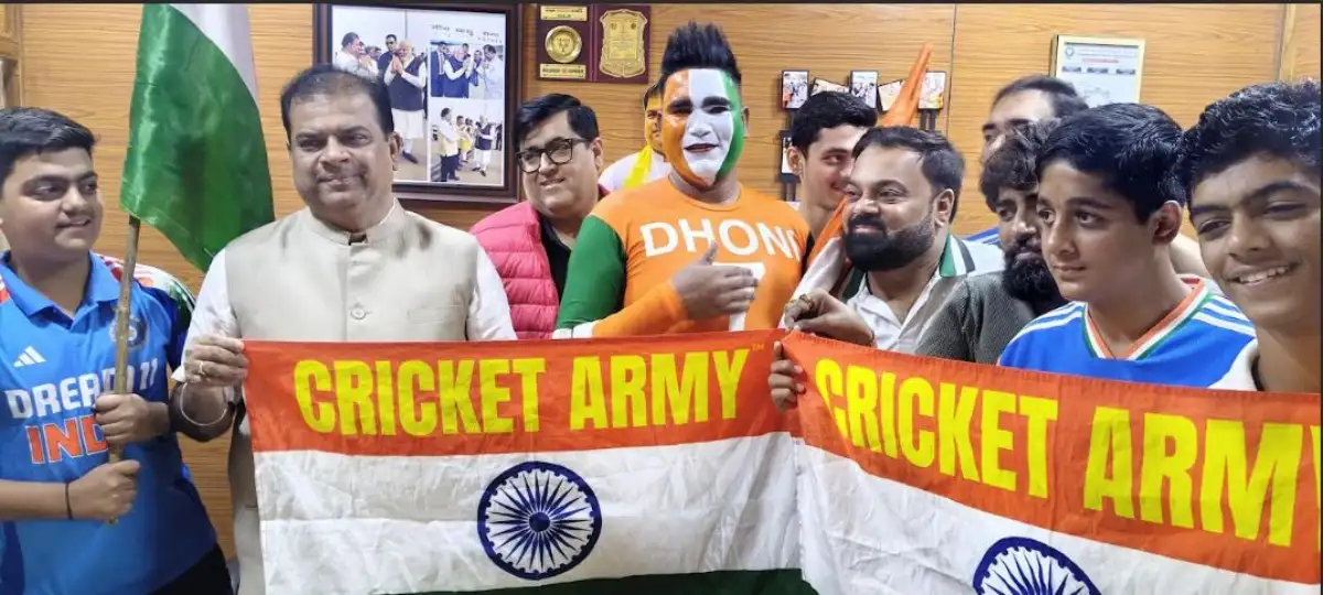 धोनी के खास मित्र राम बाबू रायपुर पहुंचे, टीम इंडिया को दी शुभकामनाएं