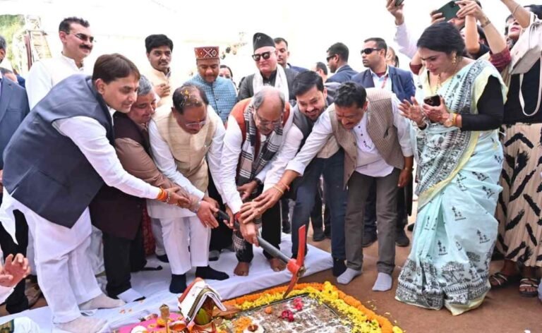 छत्तीसगढ़ में 100 एकड़ में विकसित होगी फिल्म सिटी