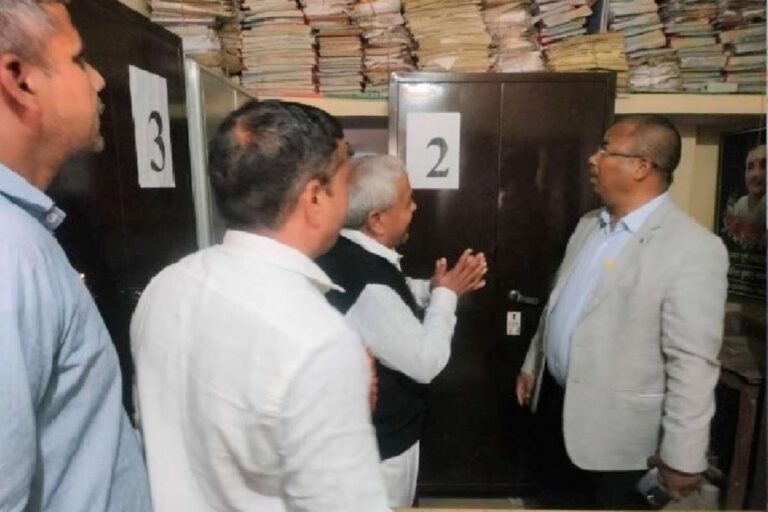 प्रतापगढ़ में परीक्षा केन्द्रों पर होगी डिजिटल नजर