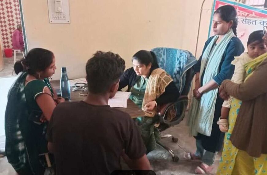 कहला सीएचसी में लगा कैंसर स्क्रीनिंग कैंप