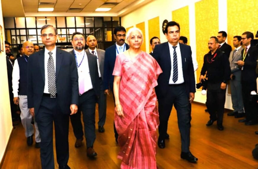 क्यों आ रही सोने की कीमतों में तेजी