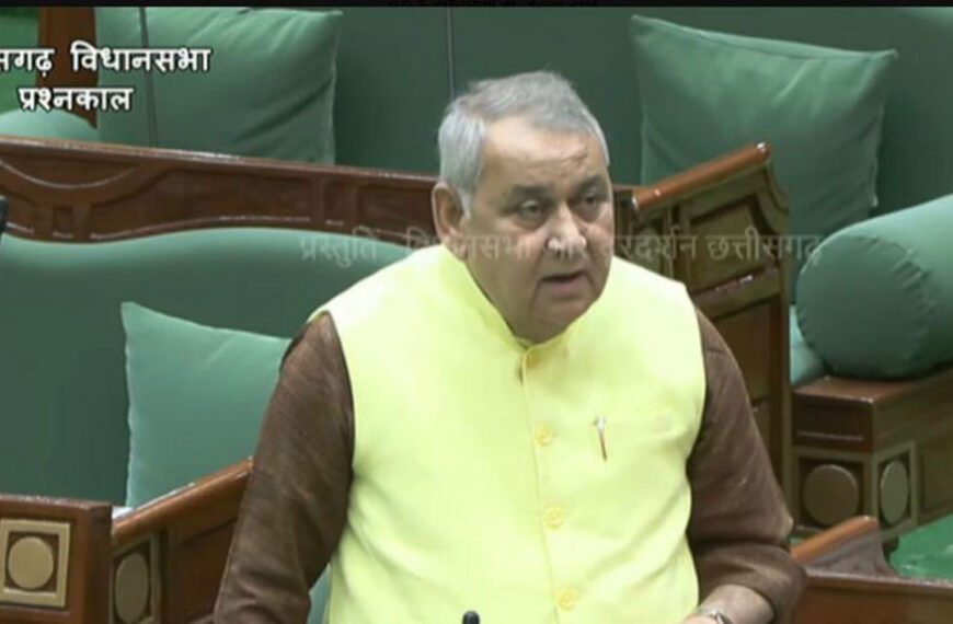 धरमजीत ने खुद को कहा मुख्यमंत्री का सारथी