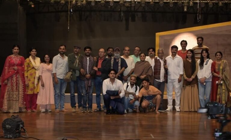 रायपुर समेत देश के 19 शहरों में बिखरी थिएटर की चमक