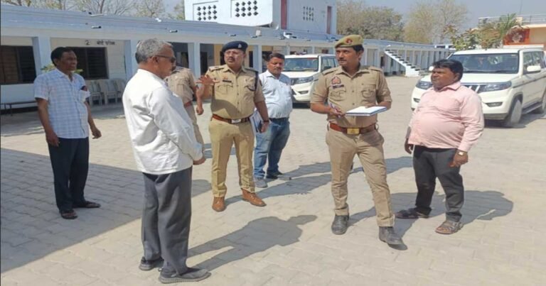 प्रतापगढ़ में पुलिस भर्ती परीक्षा की तैयारी पूरी, एएसपी ने किया परीक्षा केंद्रों का निरीक्षण