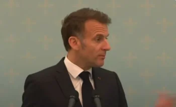Macron Appeals to US and Iran to Open Hormuz
