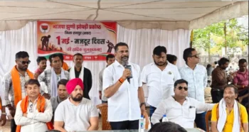 रायपुर में भाजपा झुग्गी झोपड़ी प्रकोष्ठ ने किया श्रमिकों का सम्मान