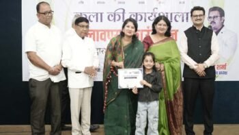 कला की कार्यशाला में प्रतिभाओं ने बिखेरा हुनर का रंग