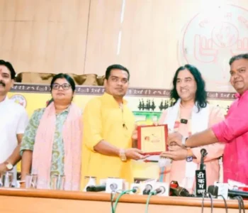 सनातन की जड़ों से जुड़े बिना सुरक्षित नहीं होगी नई पीढ़ी