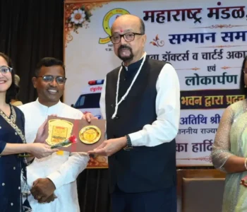 समाज में डॉक्टर और चार्टर्ड अकाउंटेंट दोनों की भूमिका महत्वपूर्ण: राज्यपाल