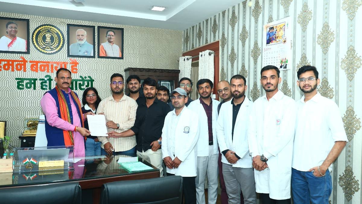 स्वास्थ्य मंत्री से मिले इंटर्न डॉक्टर, आंदोलन स्थगित करने का लिया निर्णय