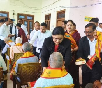 प्रतापगढ़ में अधिवक्ता परिषद ने सेवा दिवस के रुप में मनाया 35वां स्थापना दिवस 9927035