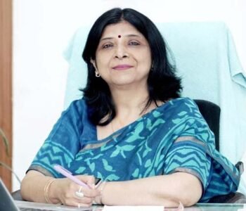 सीएमएस प्रधानाचार्या दीपाली गौतम