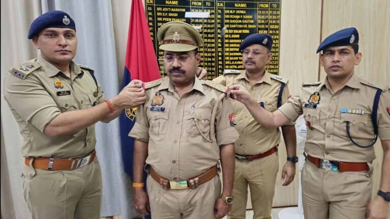 जिलेदार पाल बने इंस्पेक्टर, एसपी ने कंधे पर लगाया स्टार